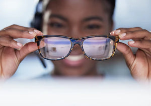 Bifocal Vs. Progressive Glasses: A Comparative Breakdown